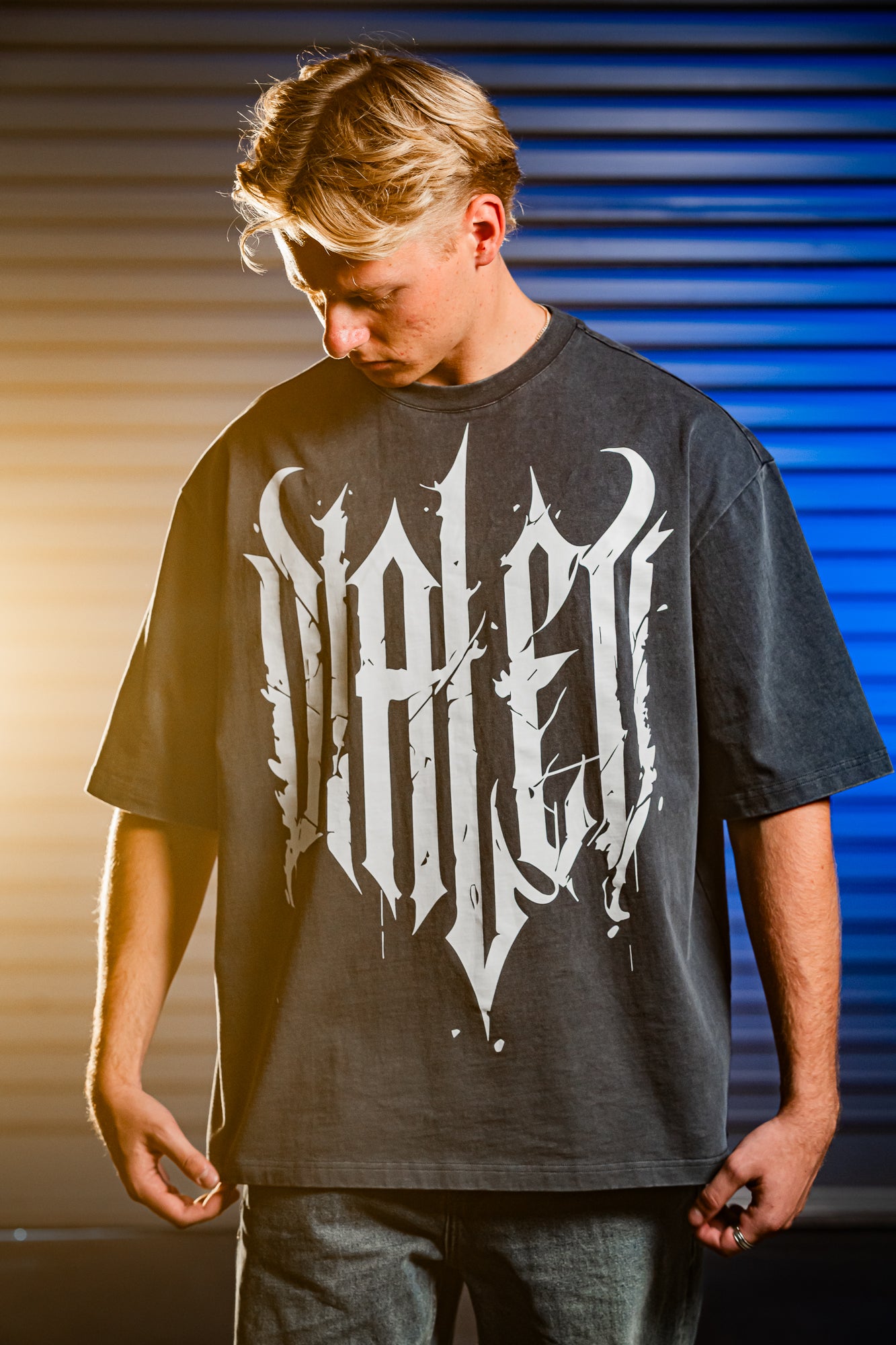 Antagonist Drop Shoulder